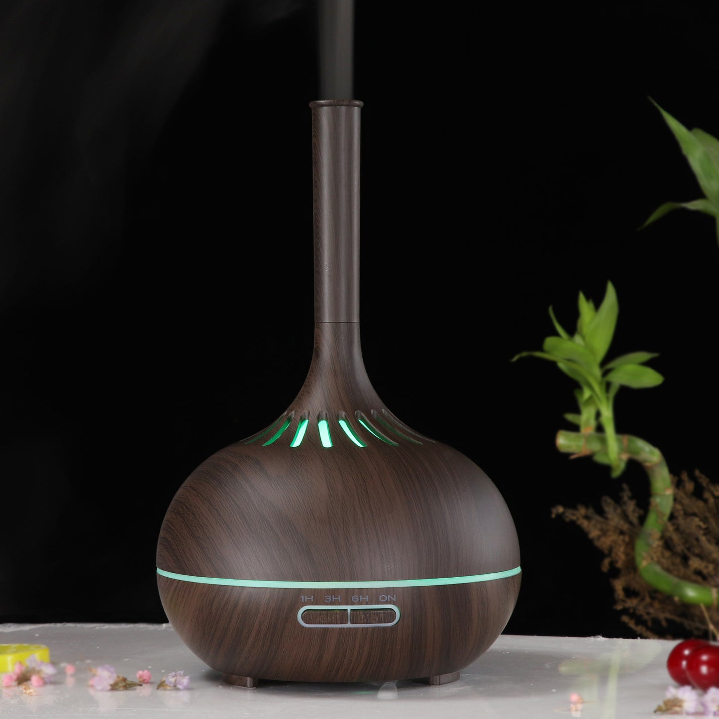 Sleek Spouted Humidifier