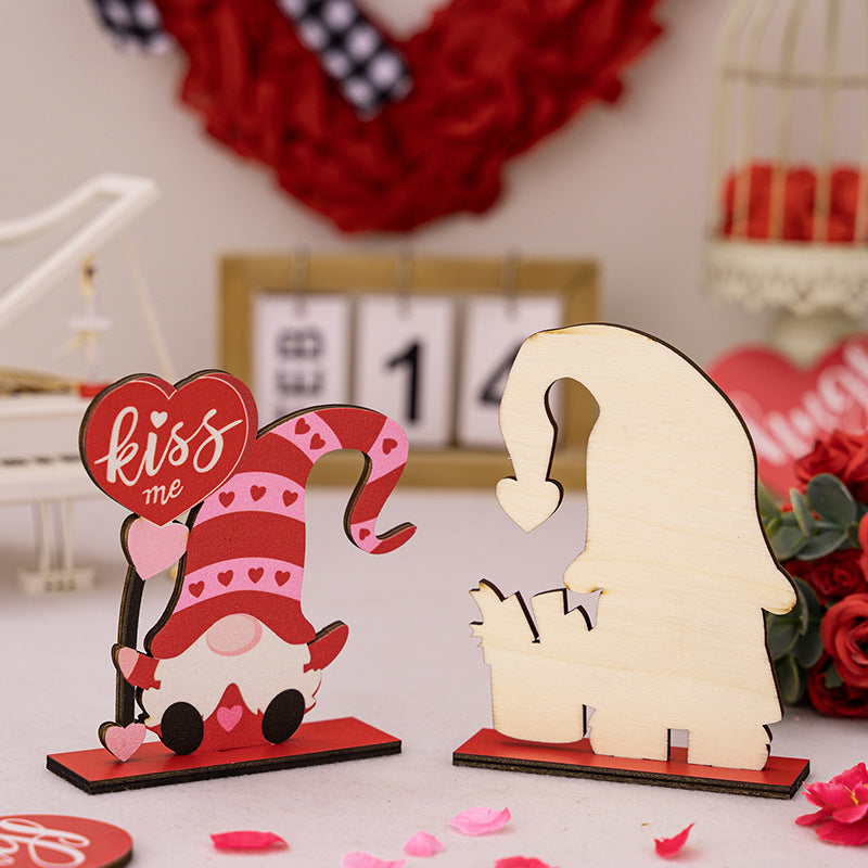 Valentine's Day Decoration Products Creative Love Rudolf Wooden Ornaments Romantic Wedding Love Home Decoration