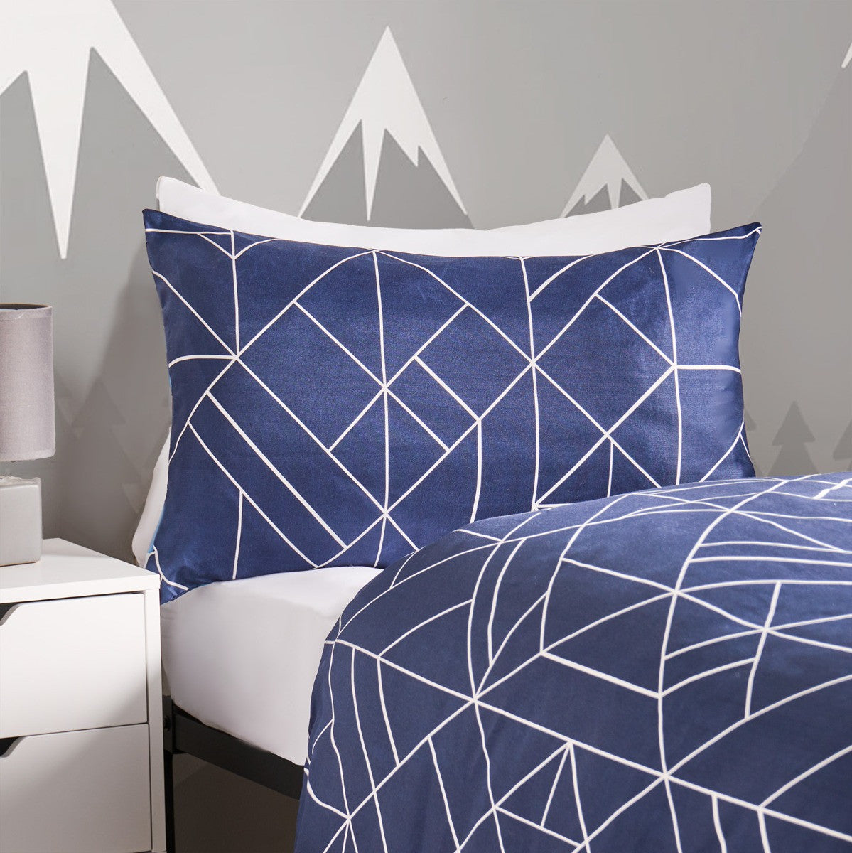 Abstract camo reversible duvet set